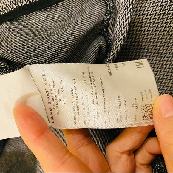 Escada Pants - Picture 4 of 9